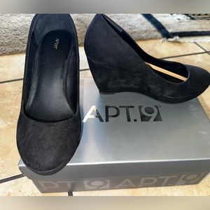 Apt 9 suede wedge heels